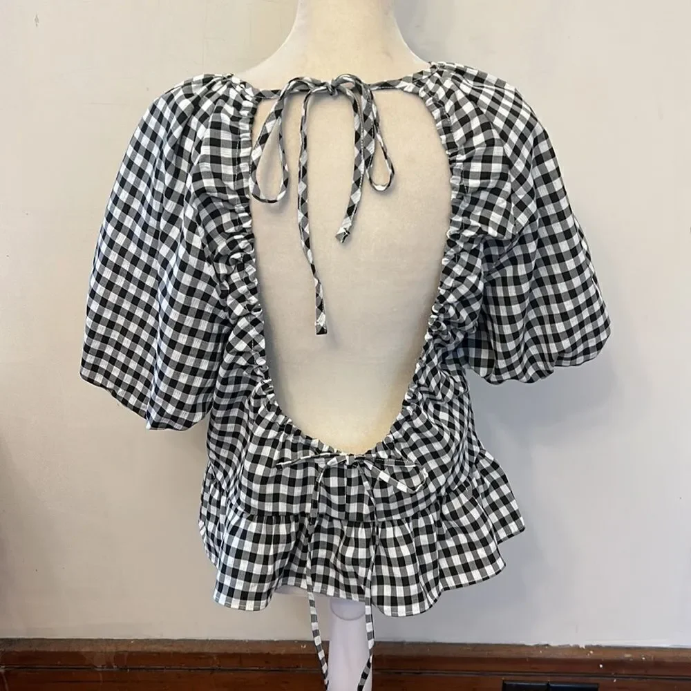 Topshop black white gingham puff sleeve cut out back blouse Size 8 NWOT - Picture 7 of 9